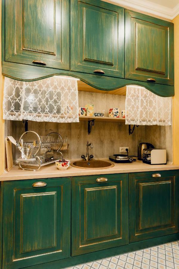 Honey Pie Apartment Lviv Buitenkant foto